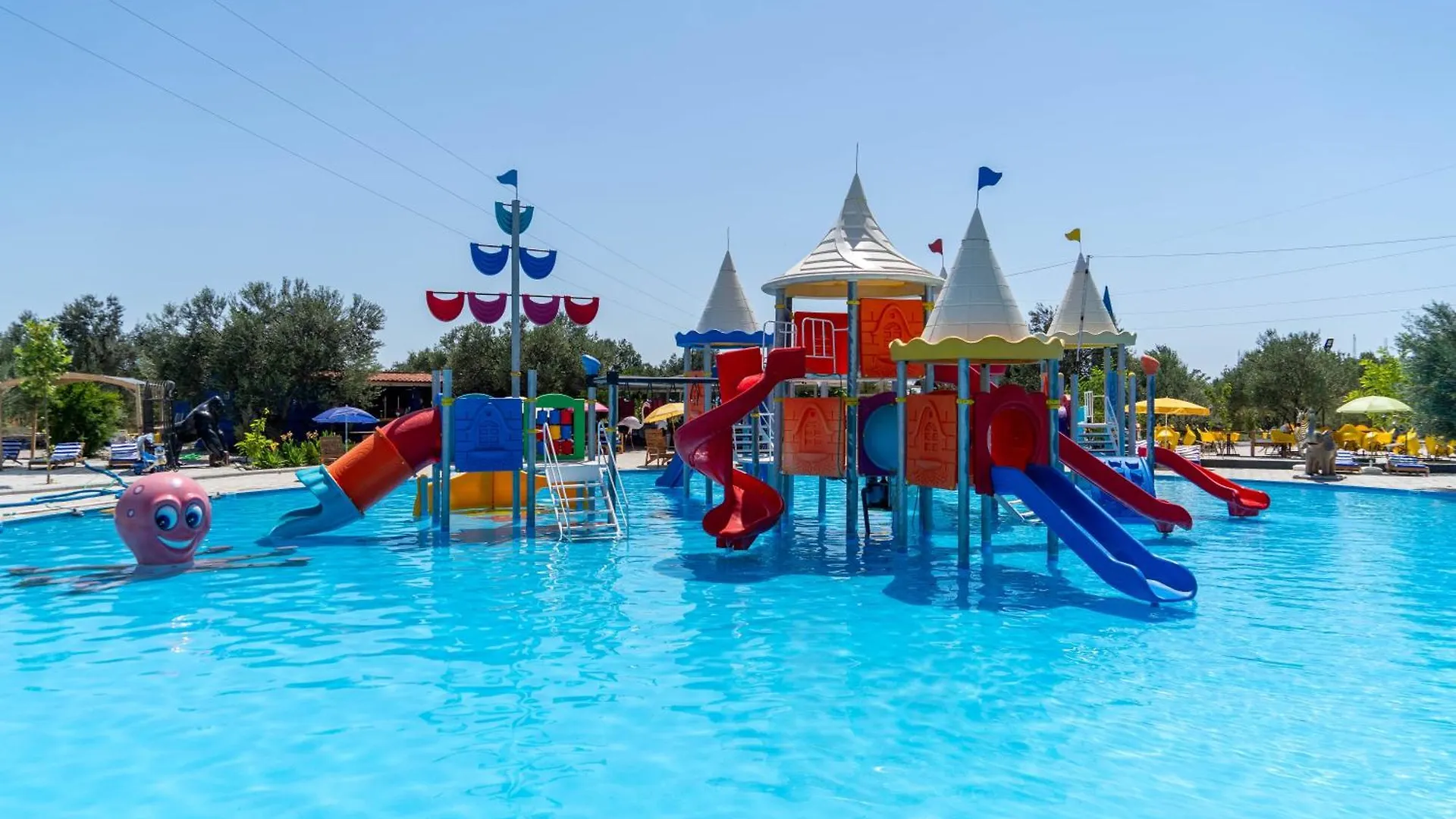 Simlarda Country Club Ayvalik Villa 0*,